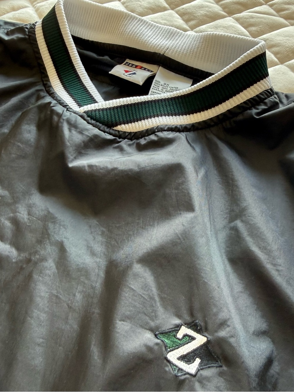 Vintage 90s Jerzees Pullover Nylon Windbreaker Jacket Black Green White 3XL